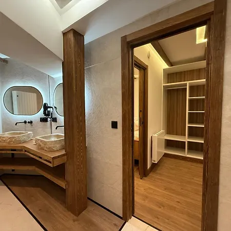 Apartment Europa *